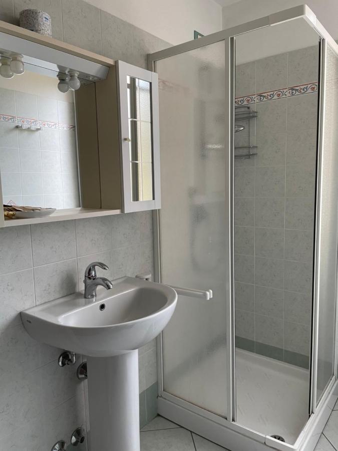 Casa Azzurra Camere Serravalle Sesia Εξωτερικό φωτογραφία