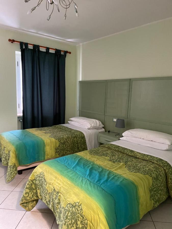 Casa Azzurra Camere Serravalle Sesia Εξωτερικό φωτογραφία
